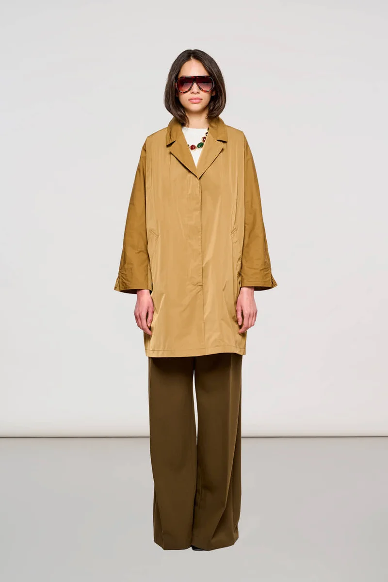 0700 Brera Raincoat in Memory Chipmunk
