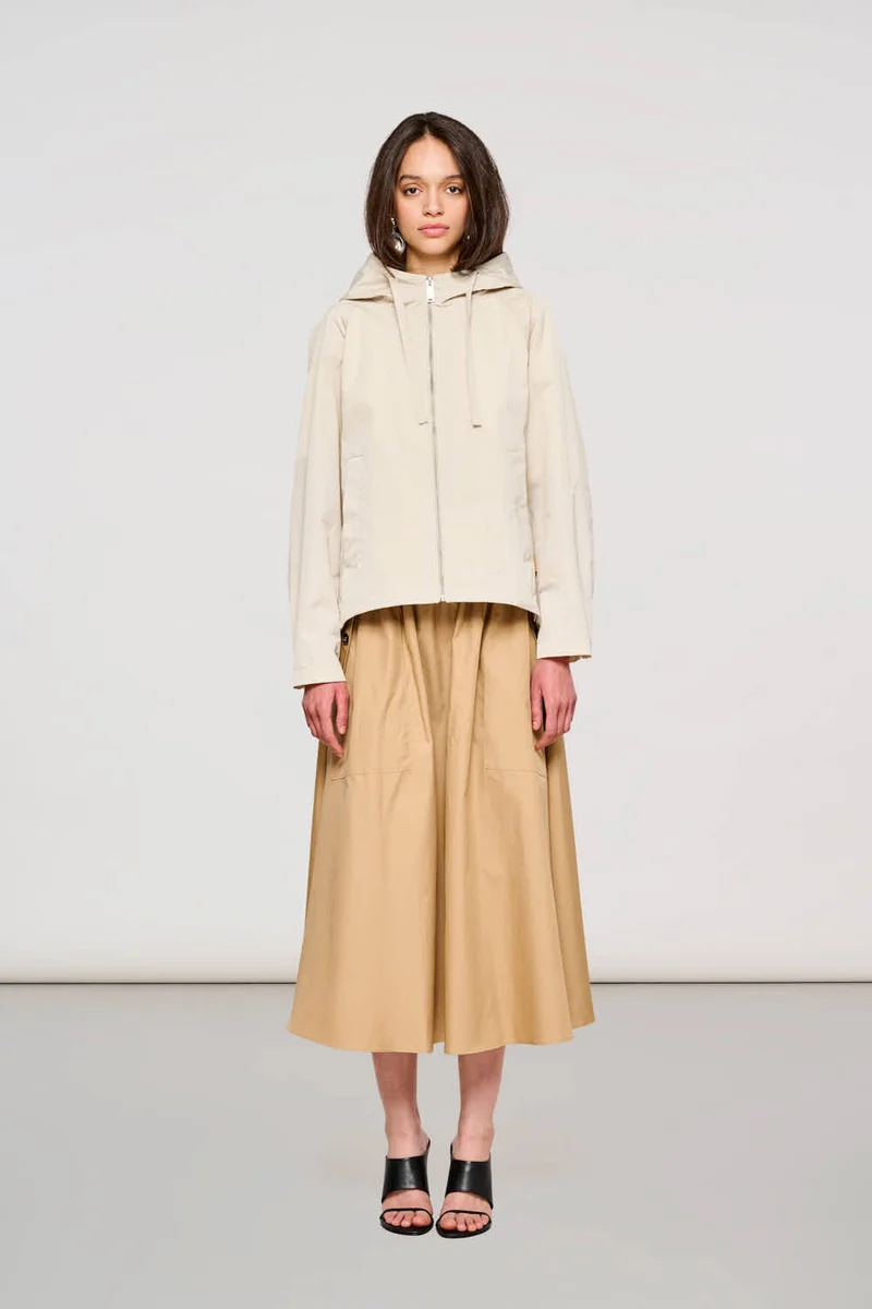 8000 Wien Zip Jacket in Memory Bone White