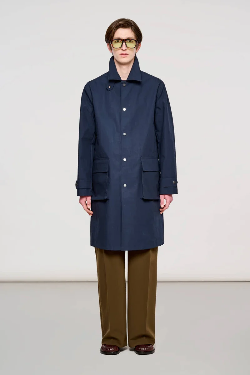 9000 Brera Classic Raincoat in Mackintosh Total Eclipse