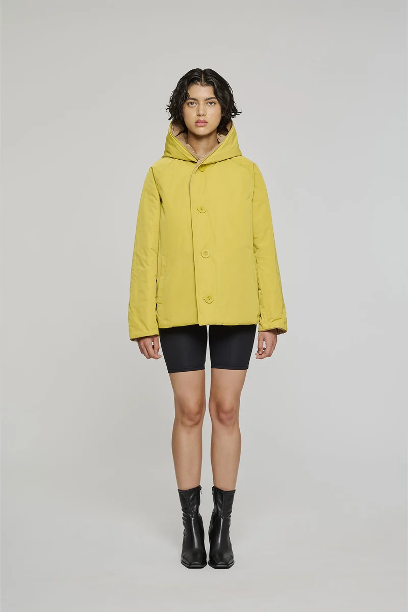9006 GIACCA REVERSIBILE CORTA IN NYLON IDROREPELLENTE GIALLO CAMMELLO