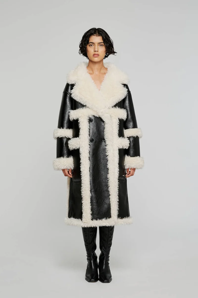 9331 CAPPOTTO LUNGO REVERSIBILE ECO SHEARLING NERO BIANCO