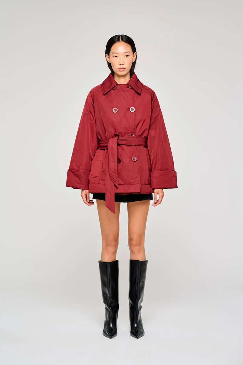 9313 GIACCA DOPPIOPETTO CORTA CON CINTURA IN NYLON BORDEAUX