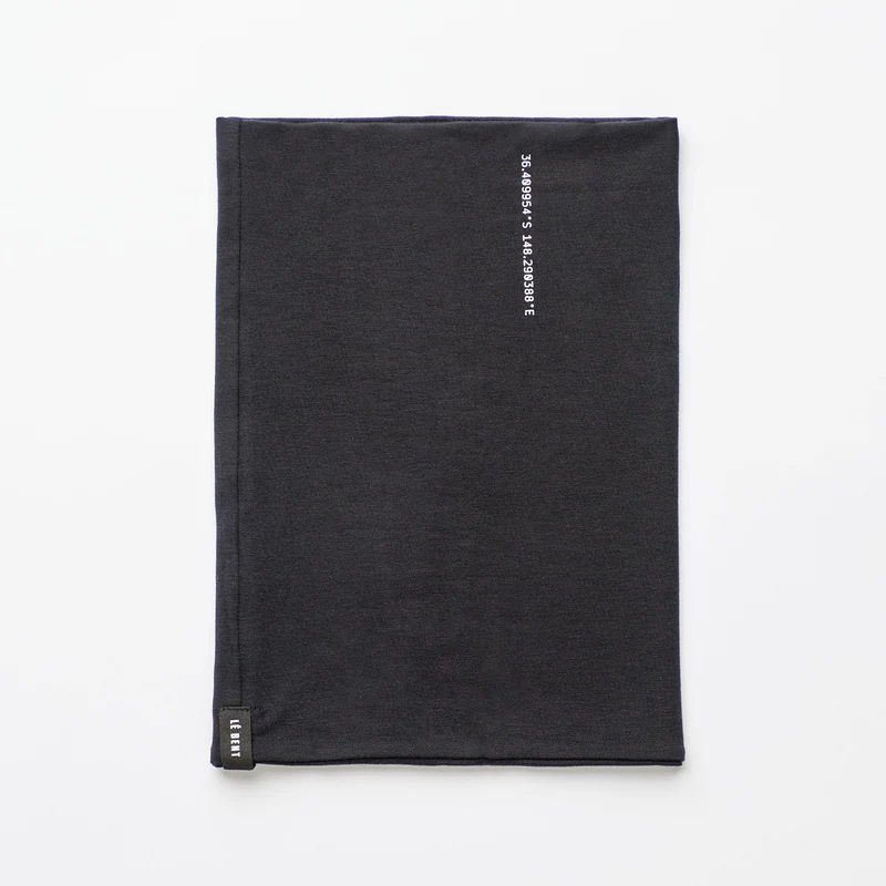 Le Bent Core Lightweight Neck Warmer