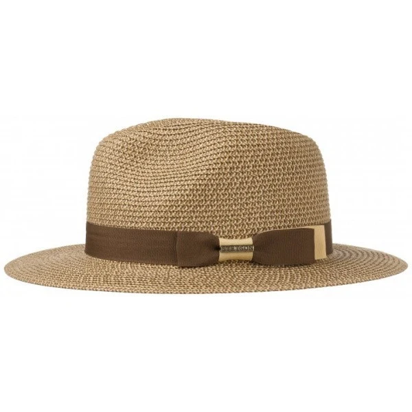 Traveller toyo