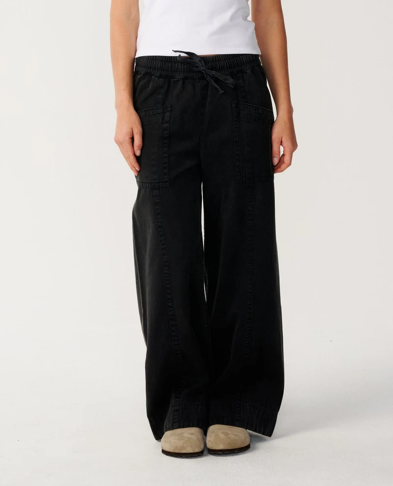 Bossa Nova Twill Wide Leg Pant